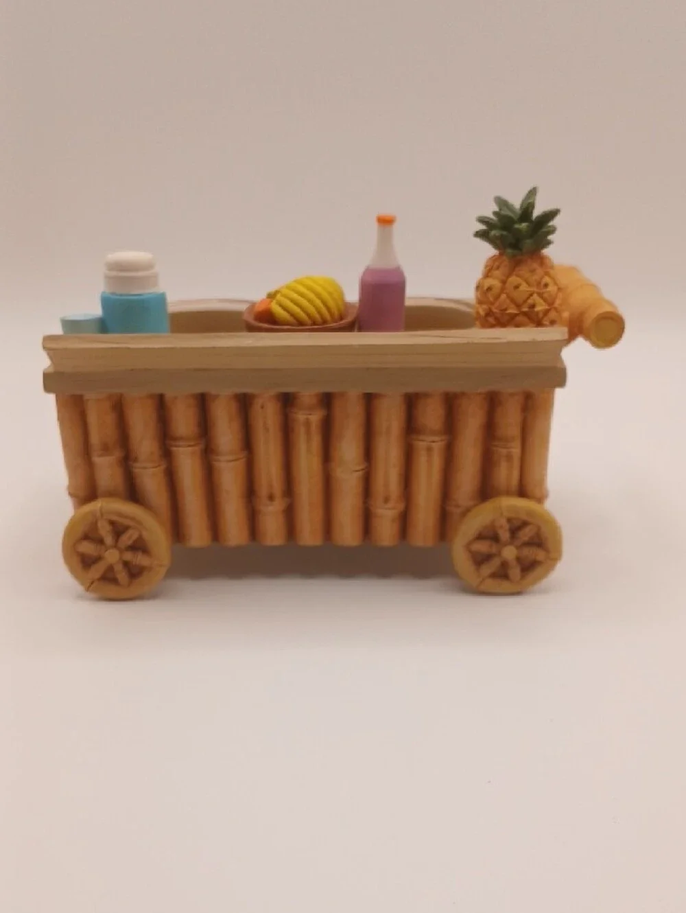 2012 Yankee Candle Double Tea Light Holder Tiki Bar Cart- Retired